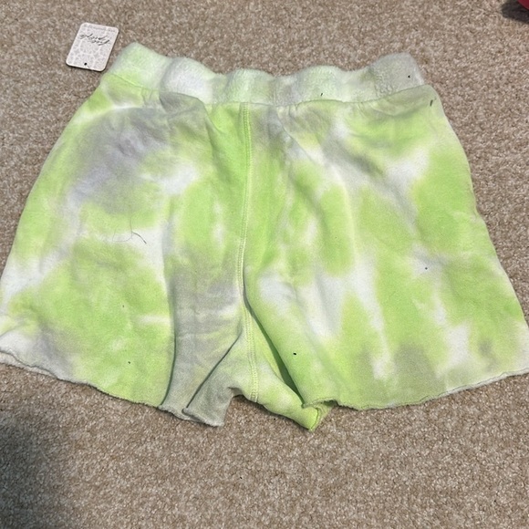 NWT! Free People Kelly Washed Green/Grey Combo Tie Dye Shorts - Size XS ♥️ - Picture 6 of 6